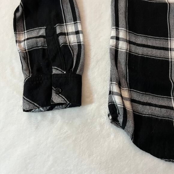 Rails Plaid Flannel Hunter Checkered Button Down Blouse Size Medium *SMALL FLAW* - Picture 6 of 10